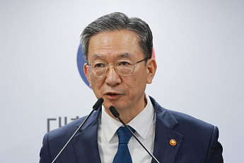 법무부, 론스타에 ISDS 소송비용·이자 등 74억 변제 요구 서신 발송