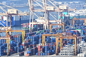 SK하이닉스, '350억불 탑' 영예⋯수출 유공 598명 포상