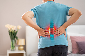 나이 들수록 키 줄어드는 이유…단순 노화? 척추 경고일 수 있다 [e건강~쏙]