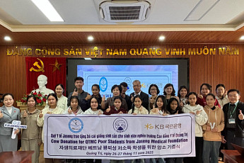 자생한방병원, 베트남 수해지역 저소득 학생 가정에 암소 기증