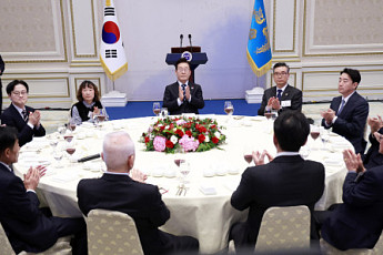 포니 개발·파독 광부·K-방산 명장 한자리에…李대통령 