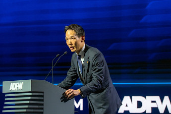 [단독] 김동원 한화생명 사장, 최근 비공개 결혼식