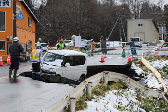 日, 규모 7.5 강진 이후 추가 대지진 우려…후발지진 주의정보 첫 발령