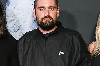 롭 라이너 감독 부부 살해혐의 아들 체포…10대 시절부터 갈등 빚어