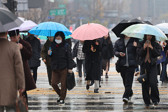 전국 흐리고 비…강원 산지 눈·제주 강수량 최대 70mm [날씨]