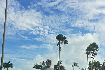 76세, 75타를 치다…두 번의 에이지슈터가 말하는 '꾸준함의 힘'