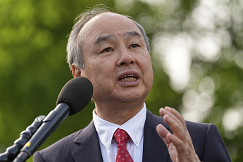 손정의, 디지털브리지 40억 달러에 인수…AI 인프라 베팅 강화