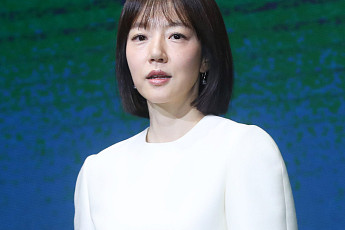 임수정, 새해 첫날 모친상 비보⋯