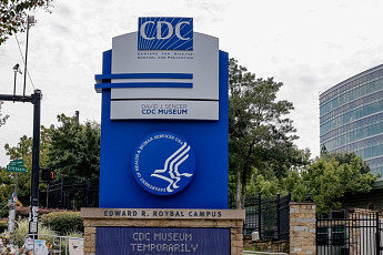 美, 아동 예방접종 권장 질병 기존 17종에서 11종으로 축소…의료계는 반발