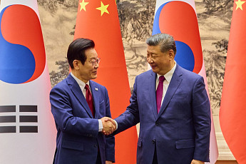 한중 정상외교 ‘산업 협력 시동’, 실버산업은 과제로