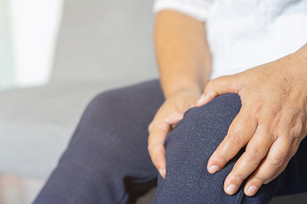 ‘골다공증’, 초기 징후 없어 예방·조기 관리 중요 [e건강~쏙]