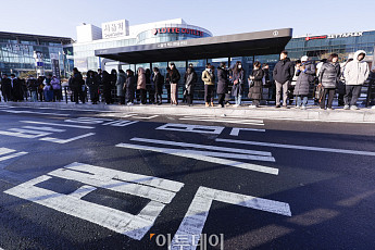 서울 시내버스 파업 이틀째⋯지하철 203회 증회·대체버스 763대 투입