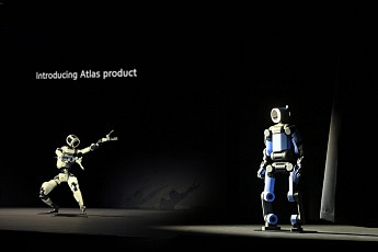 공장에 투입되는 AI 노동자, 노조 받아들일까?