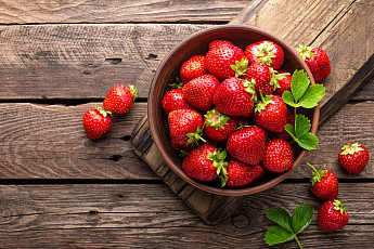 과일 매출 1위 딸기, 과식했다간 '관절' 위험