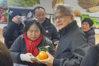 탕후루 사고 돈봉투 준 젠슨 황…상인은 