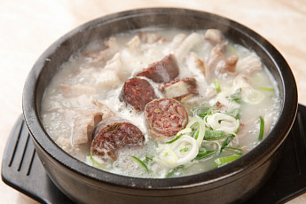 '2TV 생생정보' 오늘방송맛집- 전 배구선수 김요한 추천! 정선 순대국밥 맛집 '원○'