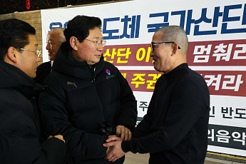 이상일 용인특례시장, 영하 강추위 속 촛불문화제 2시간 끝까지 현장 지켜…