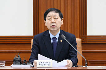 구윤철 
