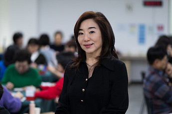 “카드로 다음 세대에 지혜 잇는 스포츠, 브리지”