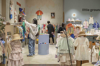 신세계백화점, ‘뉴 챕터 뉴 룩 페어’ 열고 신학기 수요 공략