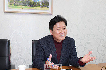 [삼성노블카운티] 박성현 본부장 “시설 아닌 우리 집…그래서 오래 살고 계시죠”