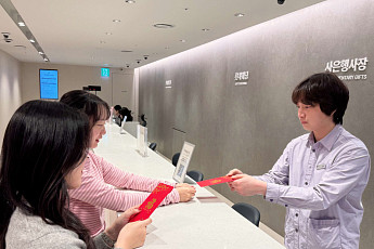 中 춘절 ‘소비 특수’ 기대…유통가, 중국인 관광객 공략 치열