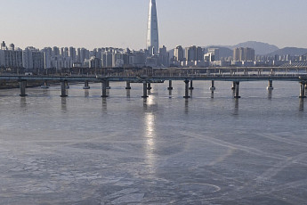 [내일 날씨] 아침 최저 영하 15도…낮부터 한파 한풀 꺾인다
