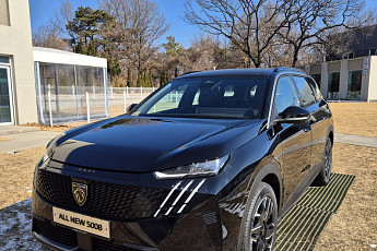 “패밀리 SUV의 새로운 표준 제시”…‘디자인·거주성·가격’ 다잡은 푸조 ‘올 뉴 5008’ [ET의 모빌리티]