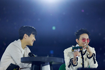 지드래곤이 ‘팸’을 왜 이리 사랑해⋯전설의 ‘130922’→역조공까지