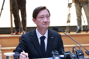 이찬진 “해외사모대출 익스포저 수십조…2030 ‘빚투’ 피해 집중”