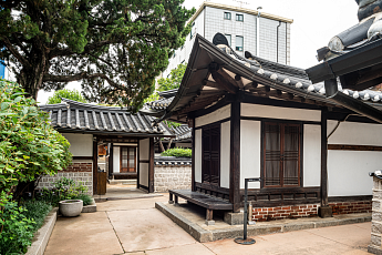 서울 공공한옥, 54만명 찾은 K-컬처 명소⋯연중 체험·축제 운영