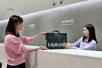 ‘ESG 실천’ 롯데백화점, 보랭 가방 회수로 탄소 감축 동참