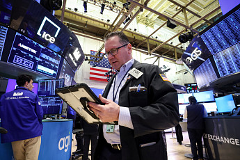 뉴욕증시, 약보합 마감⋯‘강한 고용’에 금리인하 기대 뒷걸음[상보]