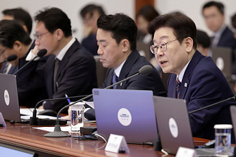 이 대통령, 쇼트트랙 황대헌 은메달에 “정말 대단하고 자랑스럽다”[2026 동계올림픽]