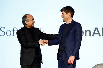 소프트뱅크 1~3분기 지배주주 순익 5배 급증...오픈AI 투자 효과