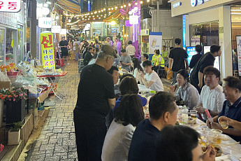 시장에서 ‘복합문화공간’으로… 도심형 전통시장의 넥스트 [영동시장 사람들➄]