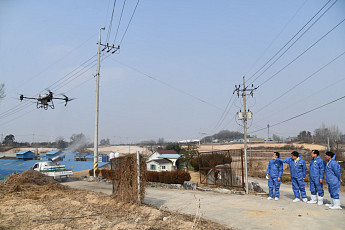 경기농협, 설명절 앞두고 이천 양돈농가 긴급 방역 총력…ASF·AI 확산 차단 나섰다