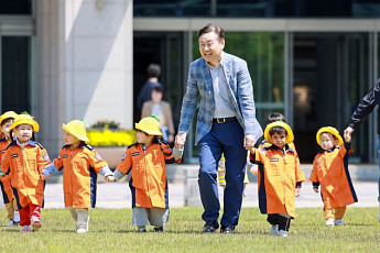 '여성은 안전·아이는 행복...전북도 행정력 전방위 지원