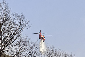 포천 영평사격장 산불 진화 재개