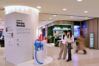 롯데백화점 본점, ‘아트 플래그십’ 전환… 쇼핑 동선에 예술 입힌다