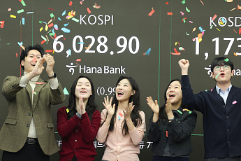 ‘주식 안 하면 바보’ 4050세대 투자서 열풍...경제경영서 판매 3개월 연속↑