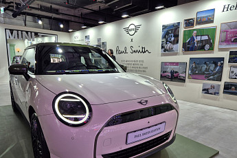미니 코리아 'MINI 폴 스미스 에디션', 한 달 새 완판⋯300대 추가 투입