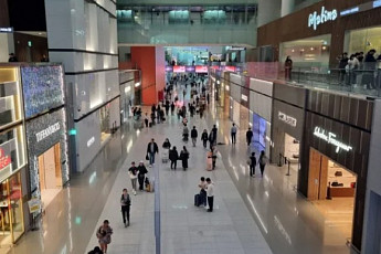 인천공항 품은 롯데·현대免, ‘리뉴얼·브랜드 강화’ 전략 시동