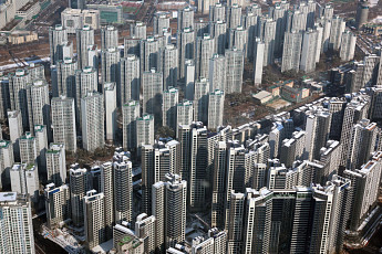 서울 아파트값 2월에도 올랐다…상승 기대감은 낮아져