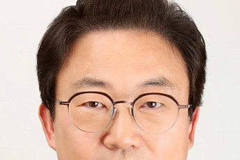 신문규 전 교육비서관, 충북교육감 출사표…“지역 현장으로 백의종군”