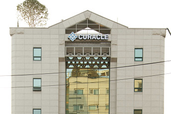 큐라클, 신장·망막 치료제 성과 가시화…“기술이전 모멘텀 확대”