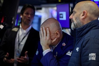 [종합] 뉴욕증시, 중동발 원유 급등에 하락…다우 1.61%↓