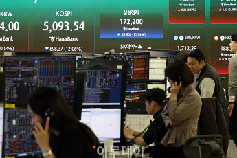 [채권마감] 커브 플랫, 유가 우려에 단중기 금리 한달만 최고