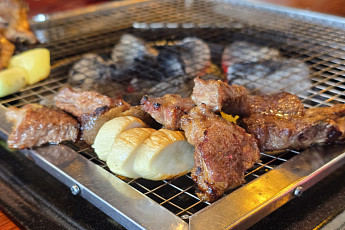 '2TV 생생정보' 오늘방송맛집- 스타 밥집, 김국환의 20년 단골 밥집! 양갈비 맛집 '램○○'