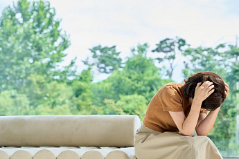 아침에 두통 심하고 구토까지 하면 ‘이 질환’ 가능성 [e건강~쏙]